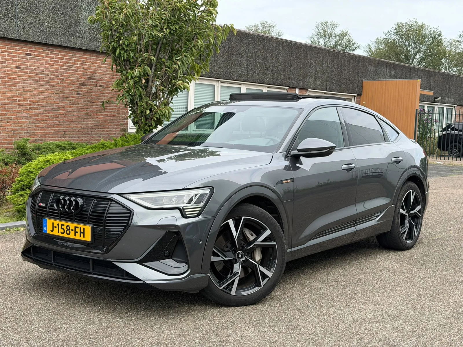 Audi e-tron Sportback (2020) — foto 1