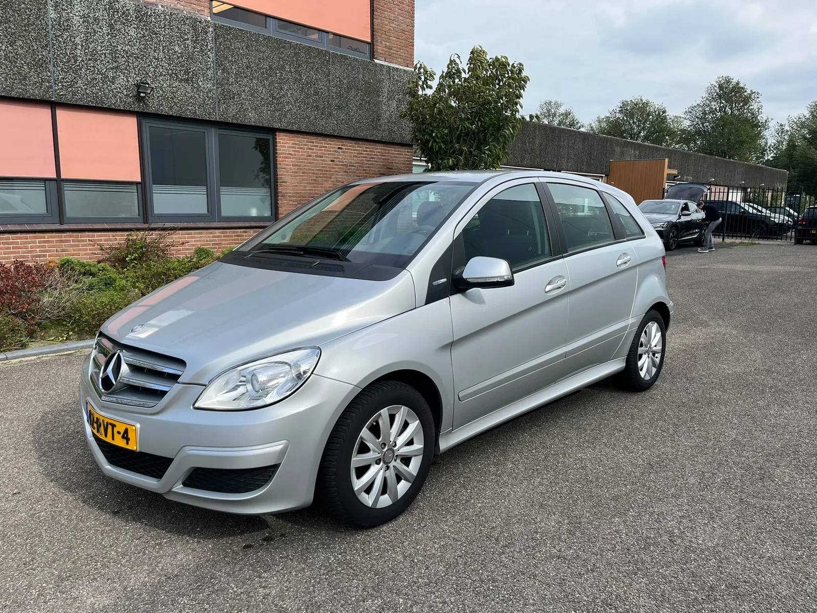 Mercedes-Benz B-Klasse (2011) — foto 1