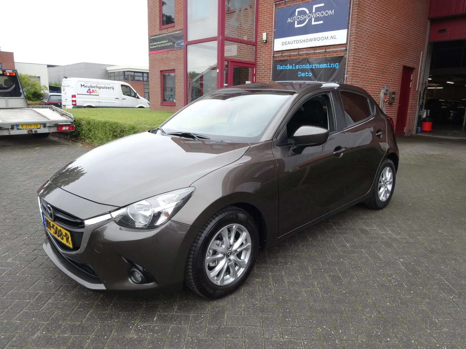 Mazda 2 (2015) — foto 1