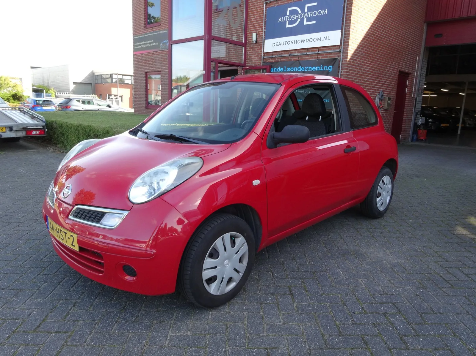 Nissan Micra (2009) — foto 1