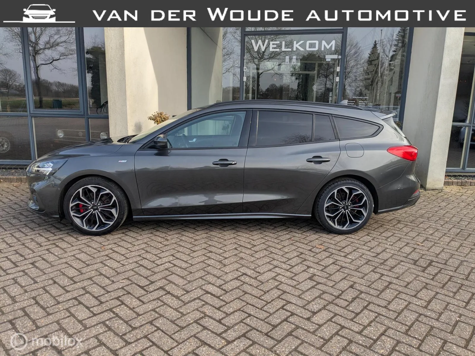 Ford Focus (2019) — foto 1