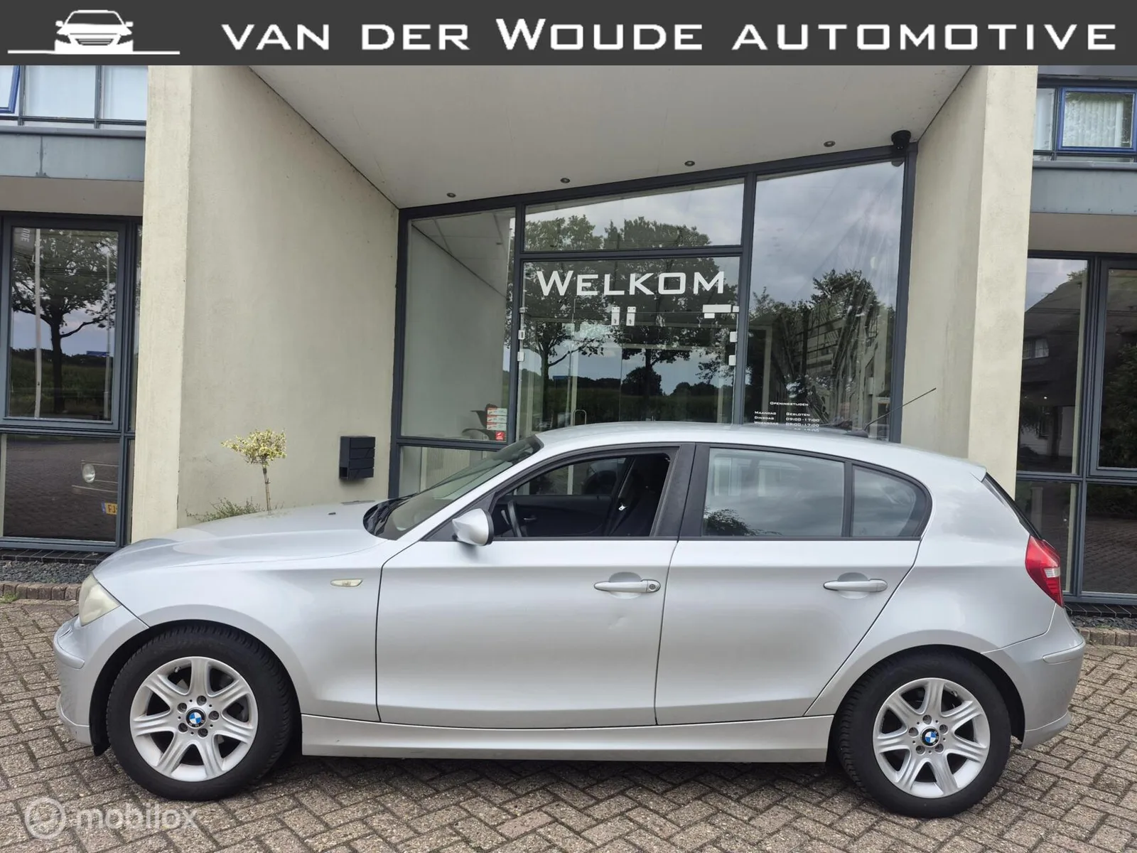 BMW 1-Serie (2008) — foto 1