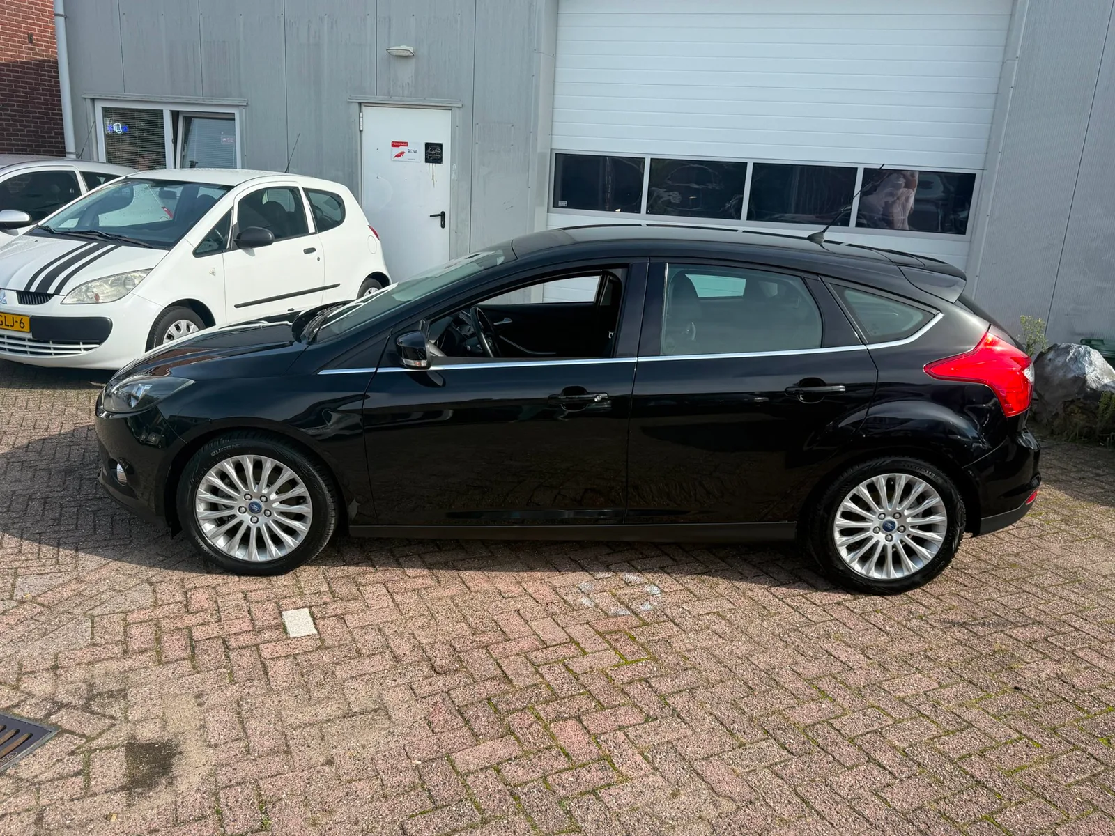 Ford Focus (2011) — foto 1