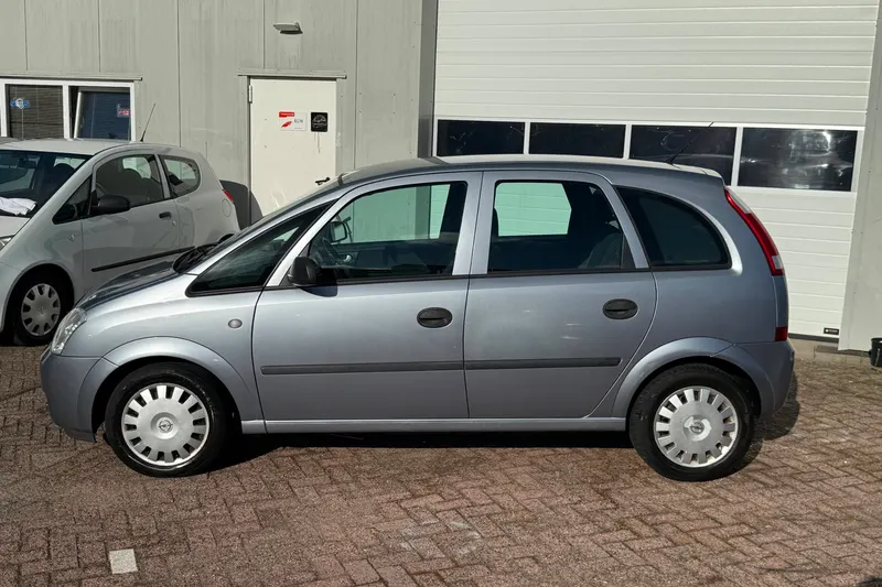 Opel Meriva (2004)