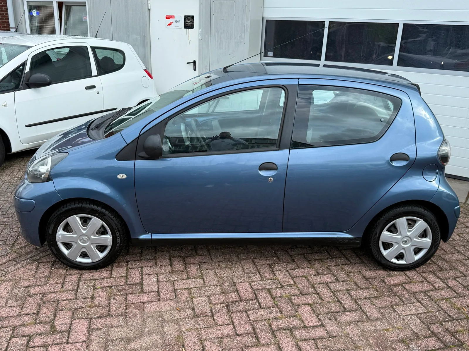 Toyota Aygo (2010) — foto 1