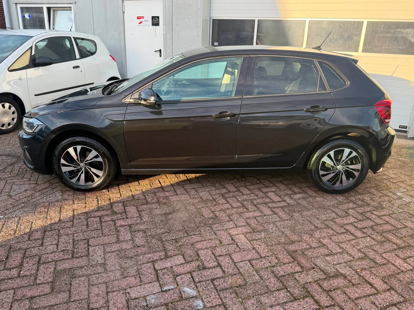 Volkswagen Polo (2018) — foto 1