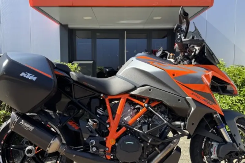 KTM Super Duke 1290 (2023)