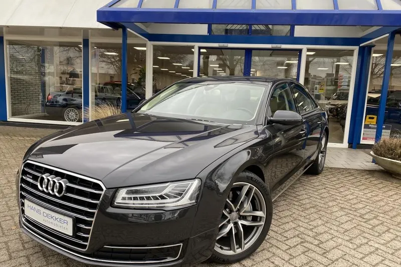 Audi A8 (2016)