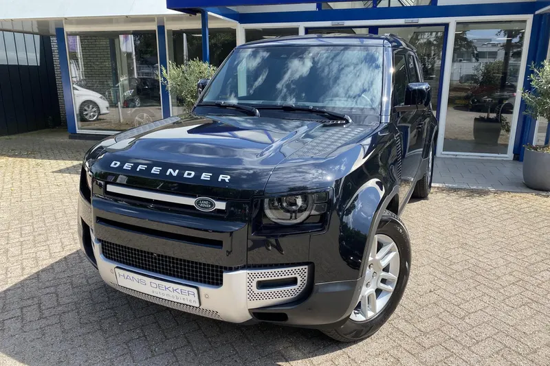 Land Rover Defender (2024)