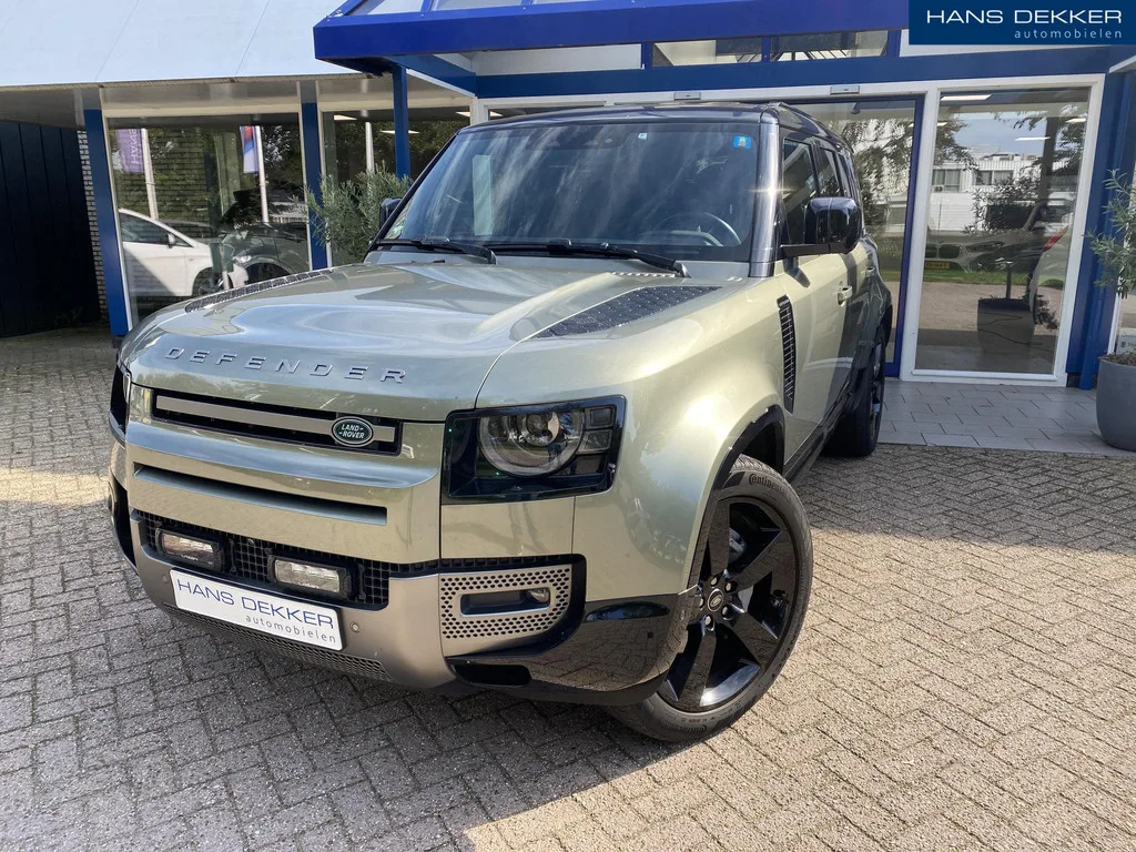 Land Rover Defender (2022) — foto 1
