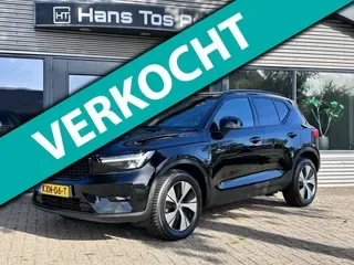 Volvo XC40 (2022) — foto 1