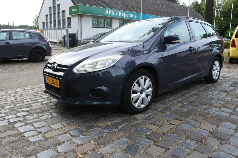 Ford Focus (2012)