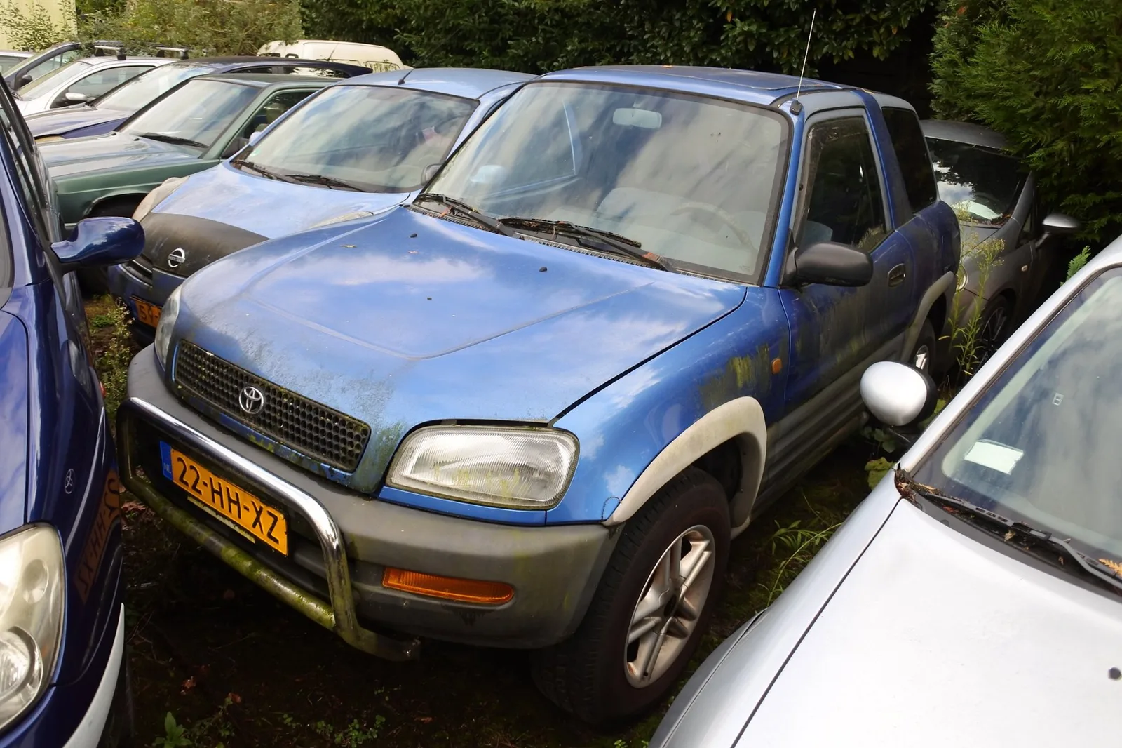 Toyota RAV4 (1995) — foto 1