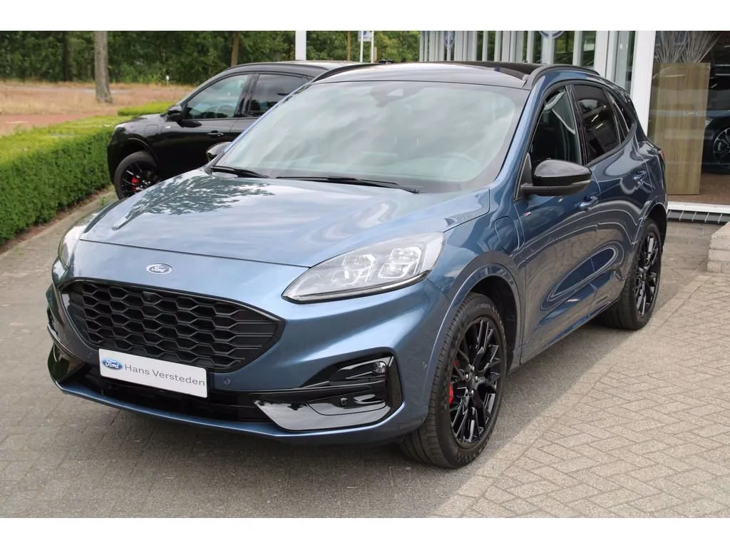 Ford Kuga (2023) — foto 1