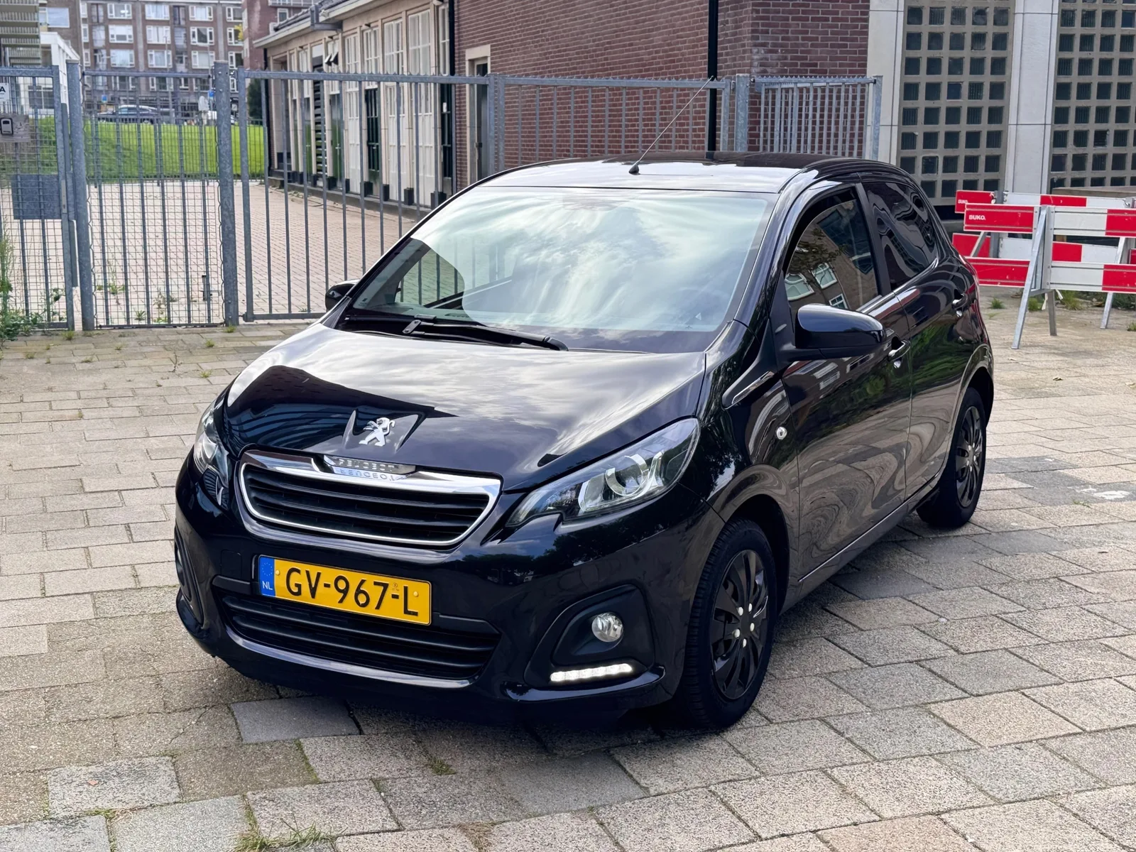 Peugeot 108 (2015) — foto 1