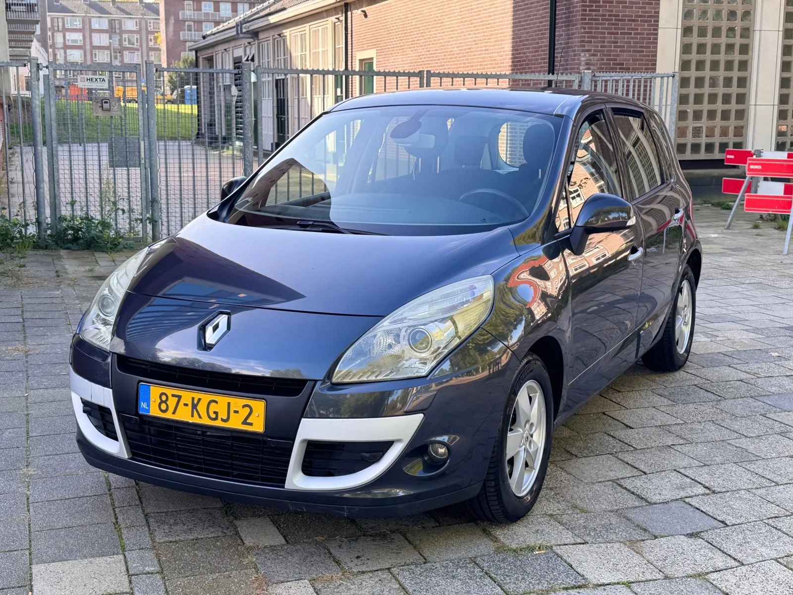 Renault Scénic (2009) — foto 1