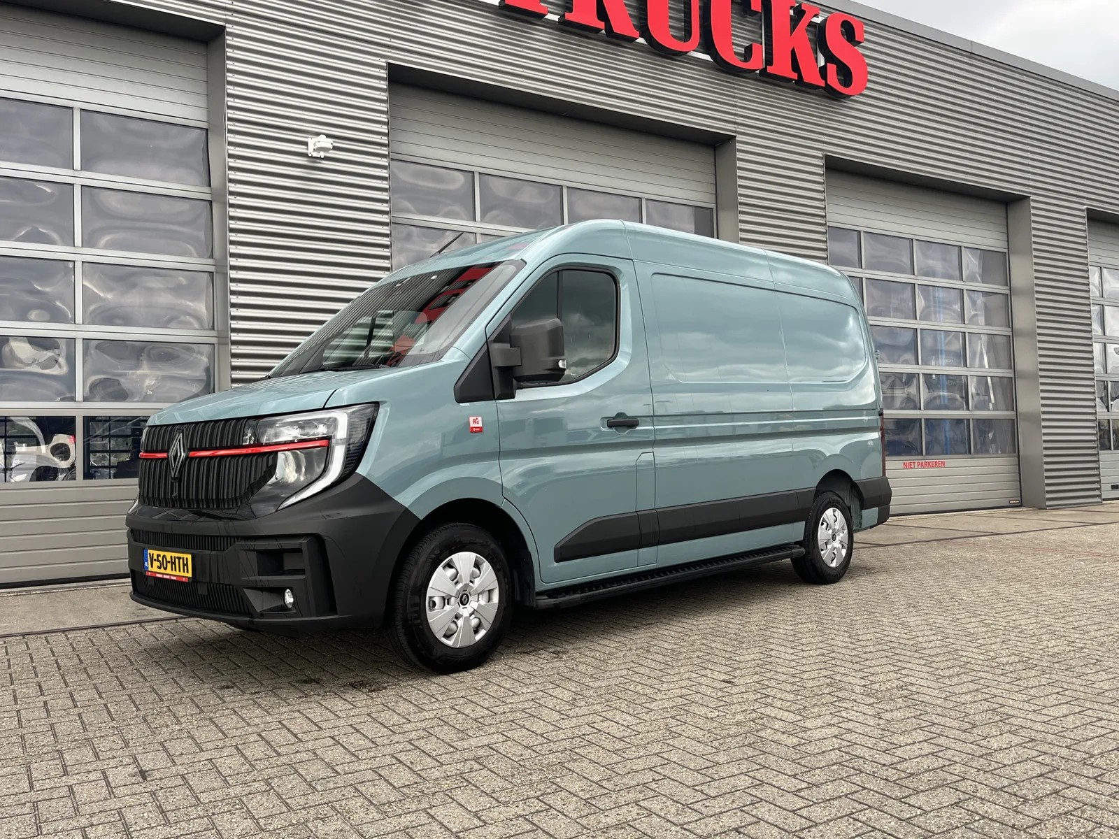 Renault Master (2024) — foto 1