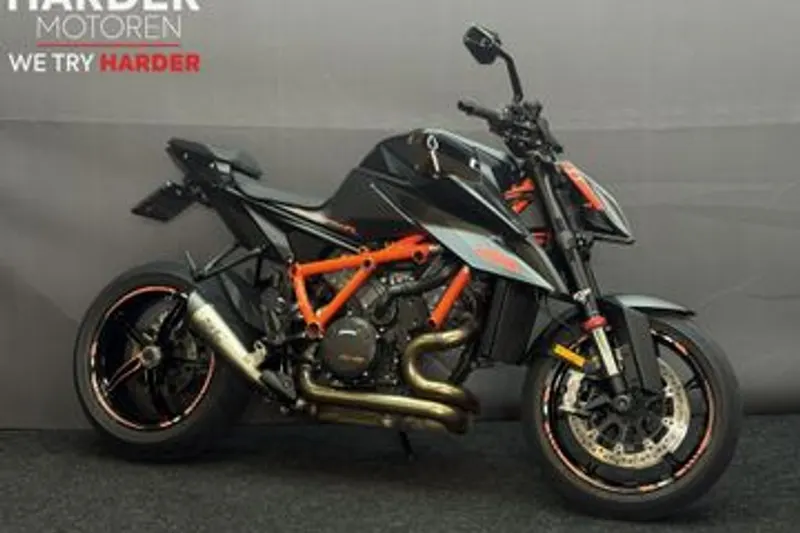 KTM 1290 Super Duke R (2021)