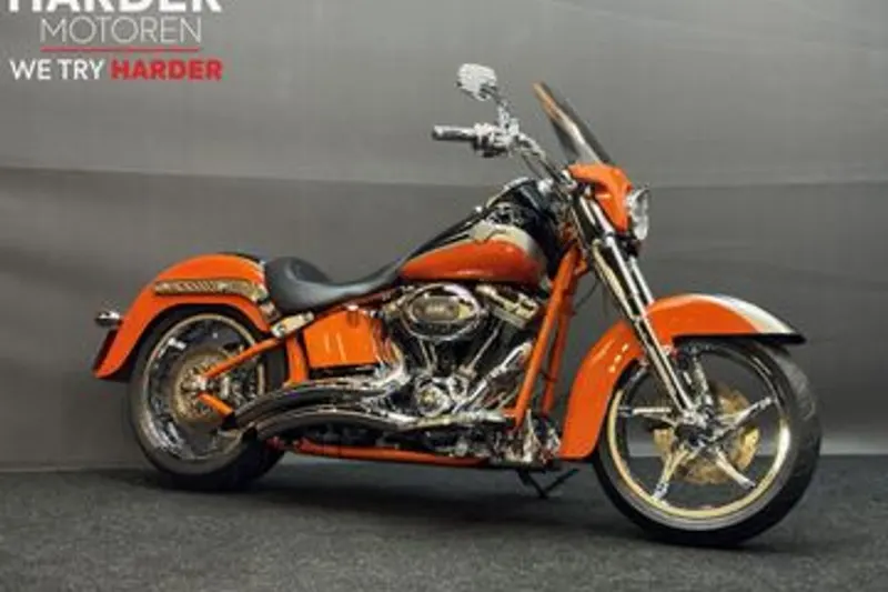 Harley-Davidson Convertible (2010)