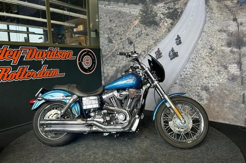 Harley-Davidson Dyna LOW Rider (2006)