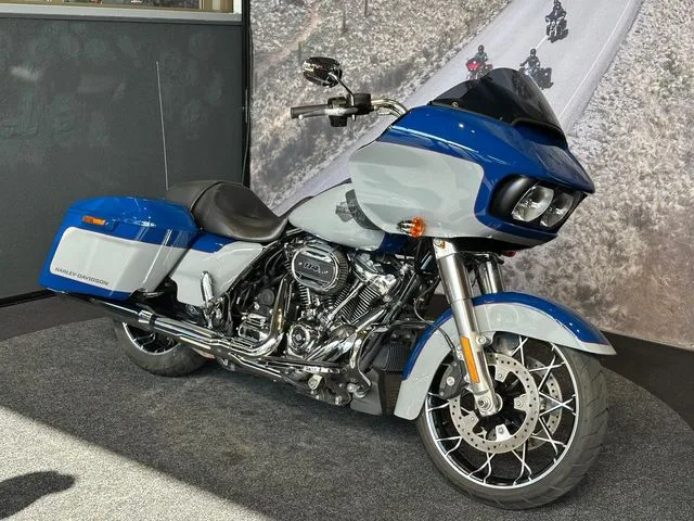 Harley-Davidson Road Glide Special (2023) — foto 1