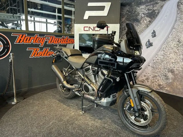 Harley-Davidson PAN America 1250 Special (2021) — foto 1