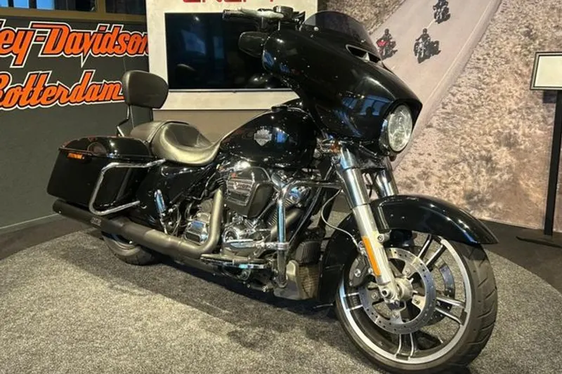 Harley-Davidson Street Glide (2018)