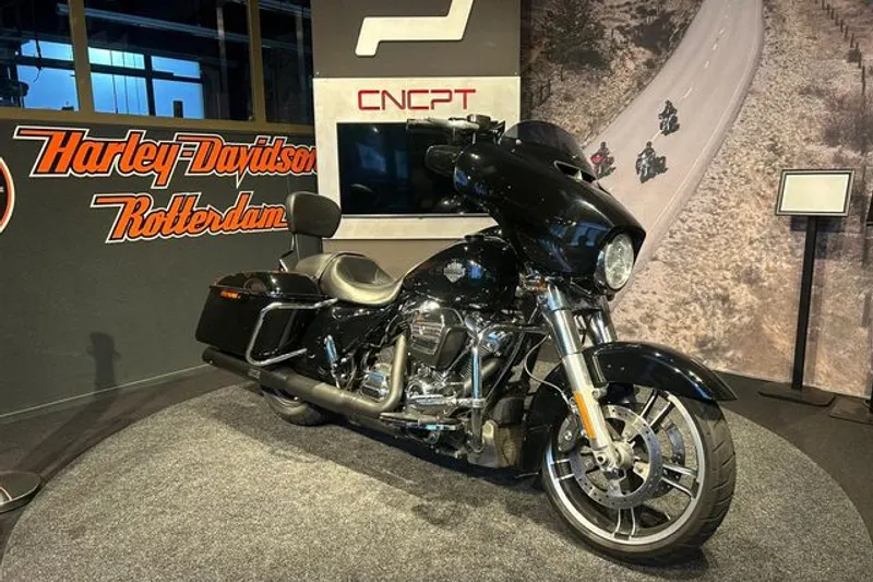 Harley-Davidson Street Glide (2018)