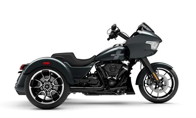 Harley-Davidson Road Glide 3 (2026) — foto 1