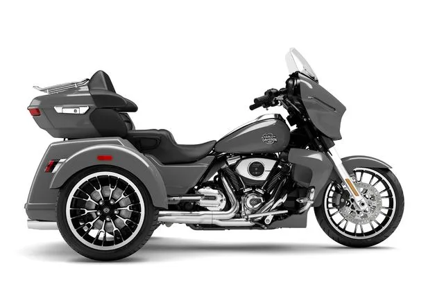 Harley-Davidson Street Glide 3 (2026) — foto 1