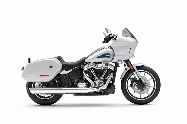 Harley-Davidson Softail LOW Rider ST (2026) — foto 1