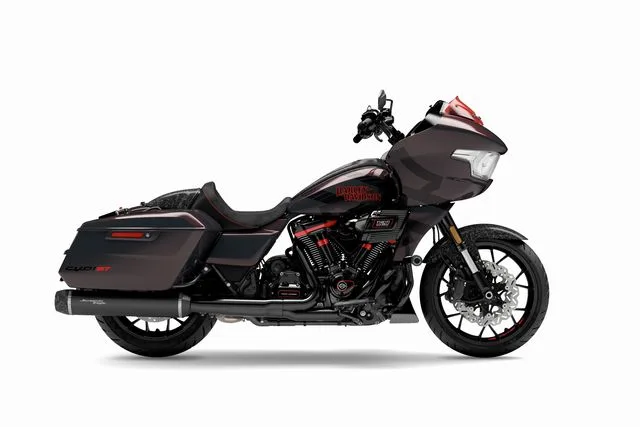 Harley-Davidson CVO Road Glide (2026) — foto 1