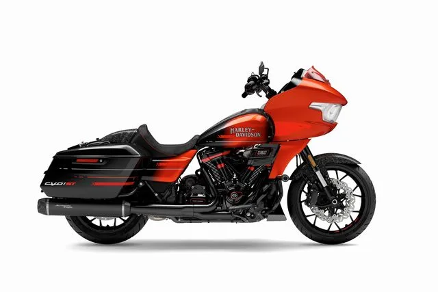 Harley-Davidson CVO Road Glide (2026) — foto 1
