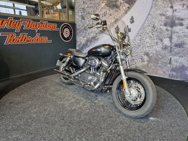 Harley-Davidson Custom Limited B (2014) — foto 1