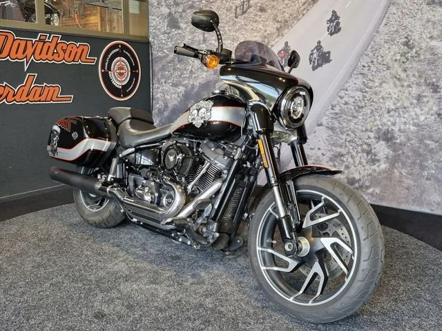 Harley-Davidson Sport Glide (2021) — foto 1