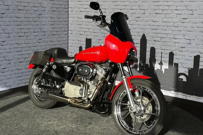 Harley-Davidson XL 883C (2004)