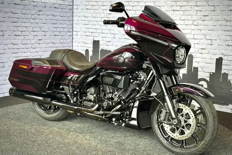 Harley-Davidson CVO Street Glide (2025)