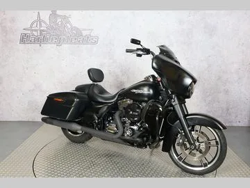 Harley-Davidson Street Glide (2014) — foto 1