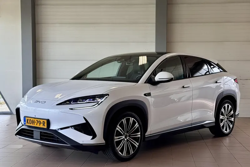 BYD SEALION 7 (2025)