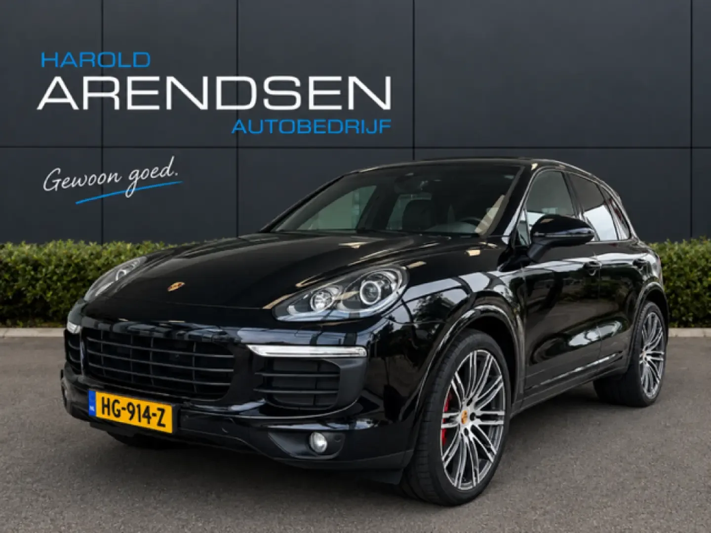 Porsche Cayenne (2015) — foto 1