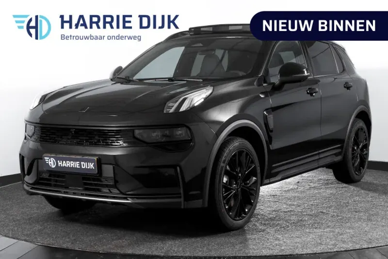 Lynk & Co 01 (2025)