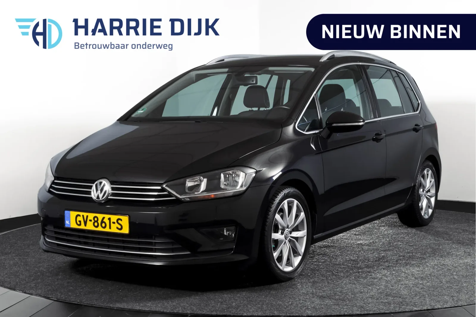 Volkswagen Golf Sportsvan (2015) — foto 1
