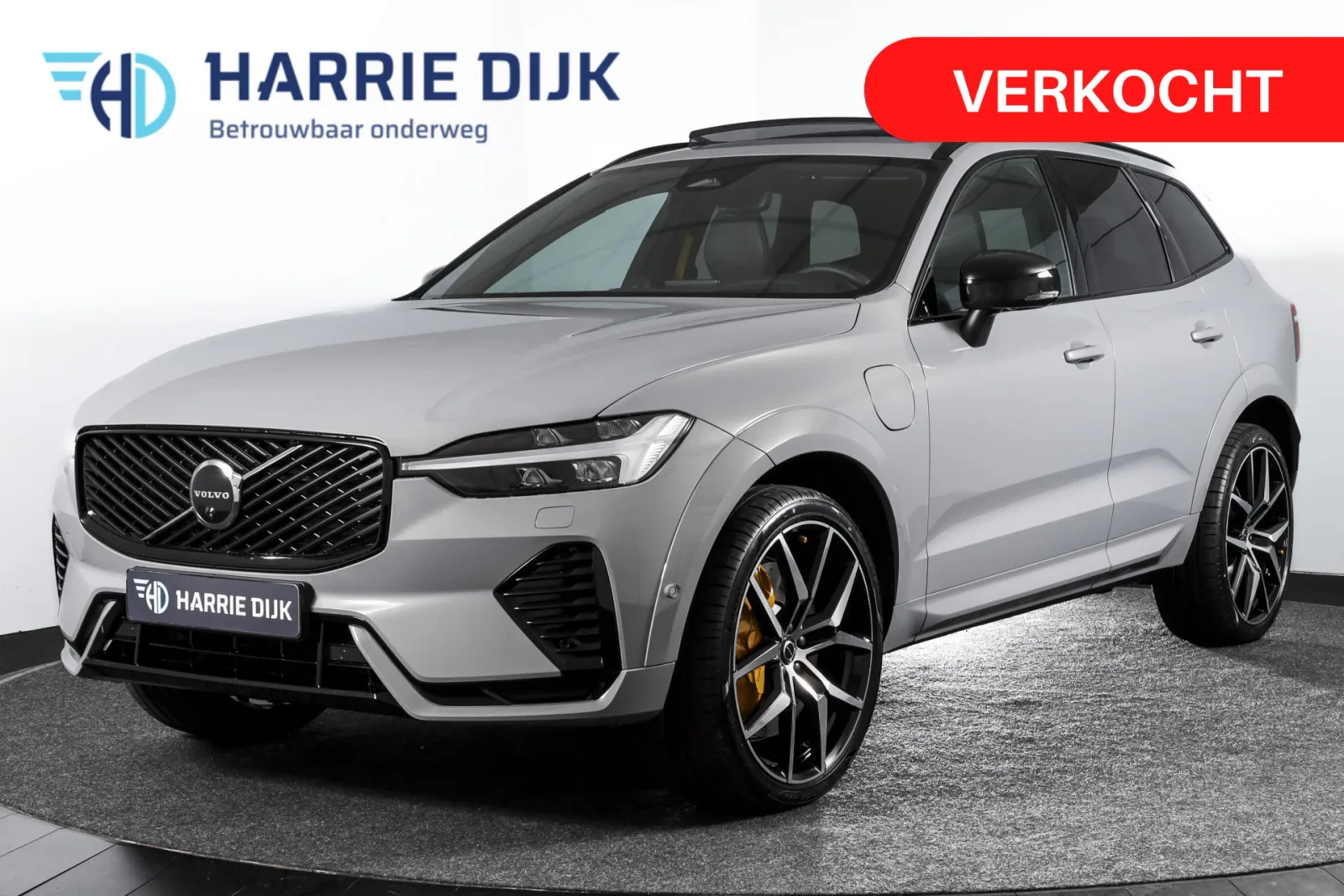 Volvo XC60 (2025) — foto 1