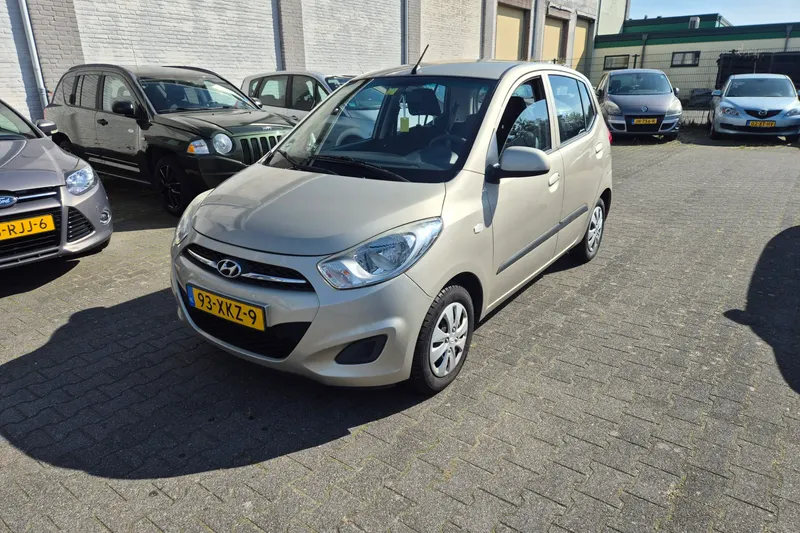 Hyundai i10 (2012)