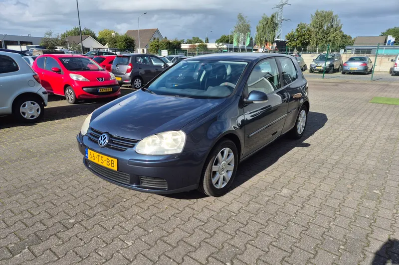 Volkswagen Golf (2007)