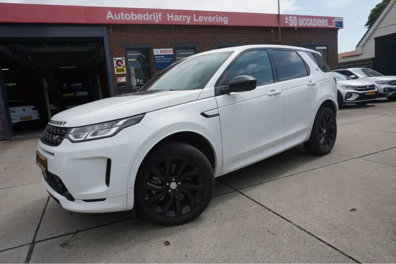 Land Rover Discovery Sport (2022)