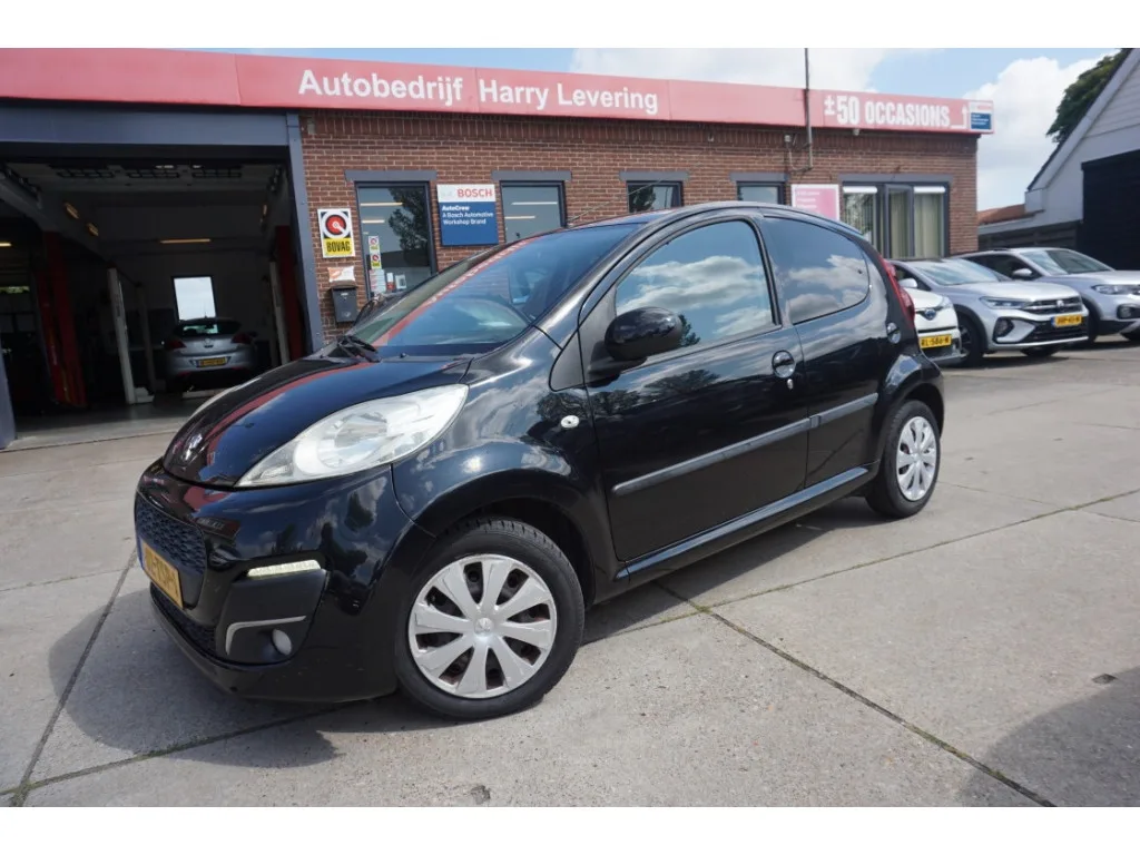 Peugeot 107 (2012) — foto 1