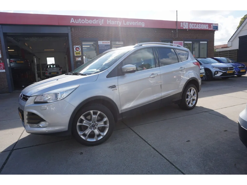 Ford Kuga (2014) — foto 1