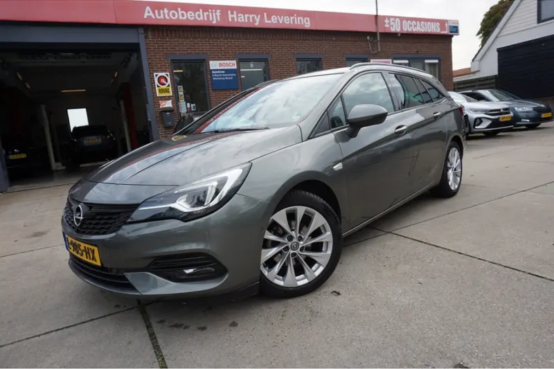 Opel Astra (2021)