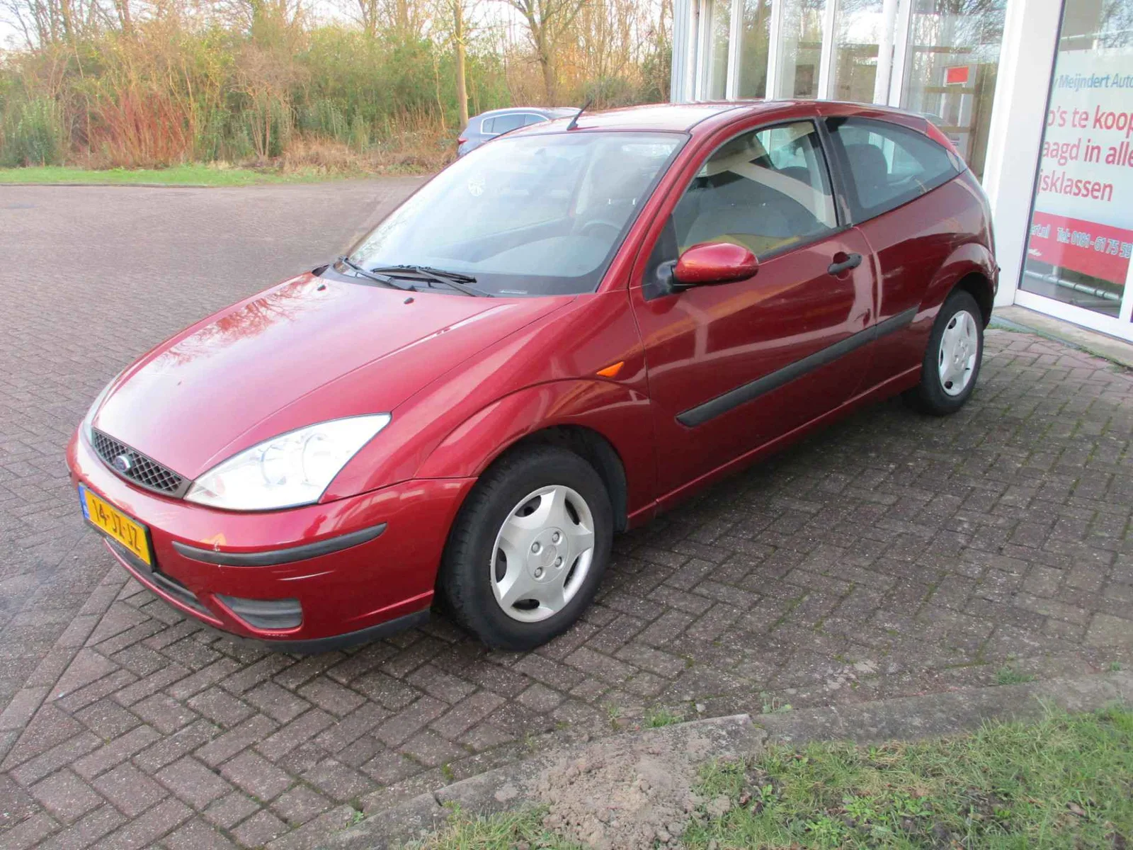 Ford Focus (2002) — foto 1